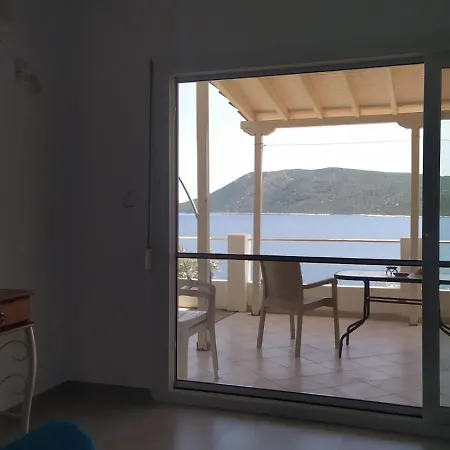 Ferienwohnung Odyssia Near The Seaside Agios Petros  Exterior foto