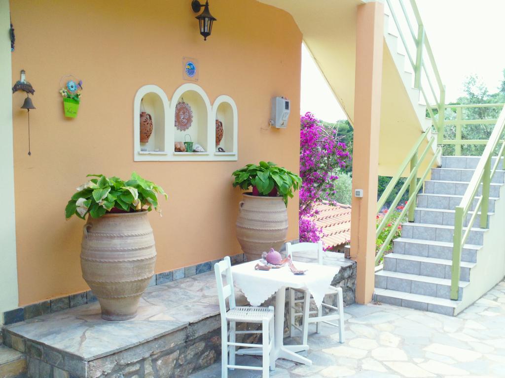 Odyssia Near The Seaside Agios Petros (Alonissos)