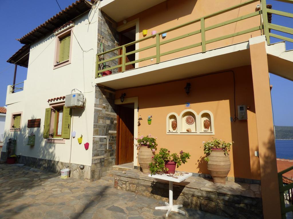 Apartment Odyssia Near The Seaside Agios Petros (Alonissos)
