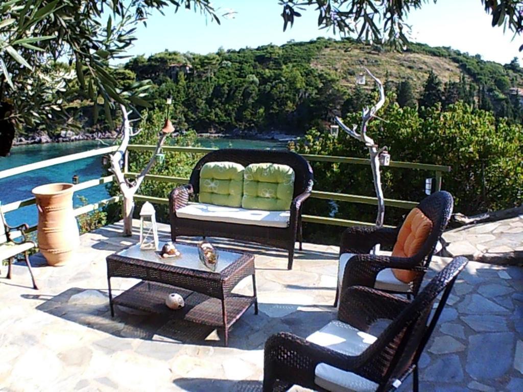 Odyssia Near The Seaside Apartment Agios Petros (Alonissos)